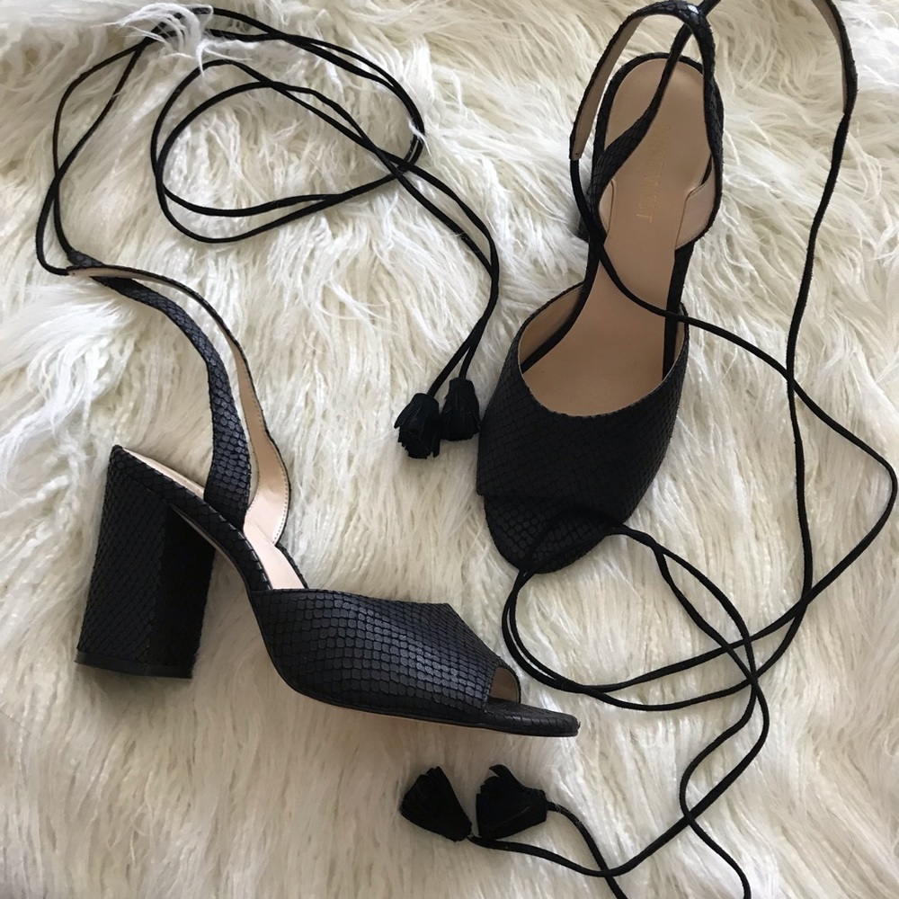 Nine West strappy heels 7.5